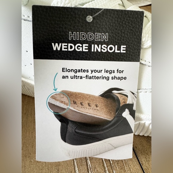 Reef Women's Lay Day Seas White Leather Low-Top Sneakers, NWT, Size 9 (EUR 40) - Picture 16 of 16